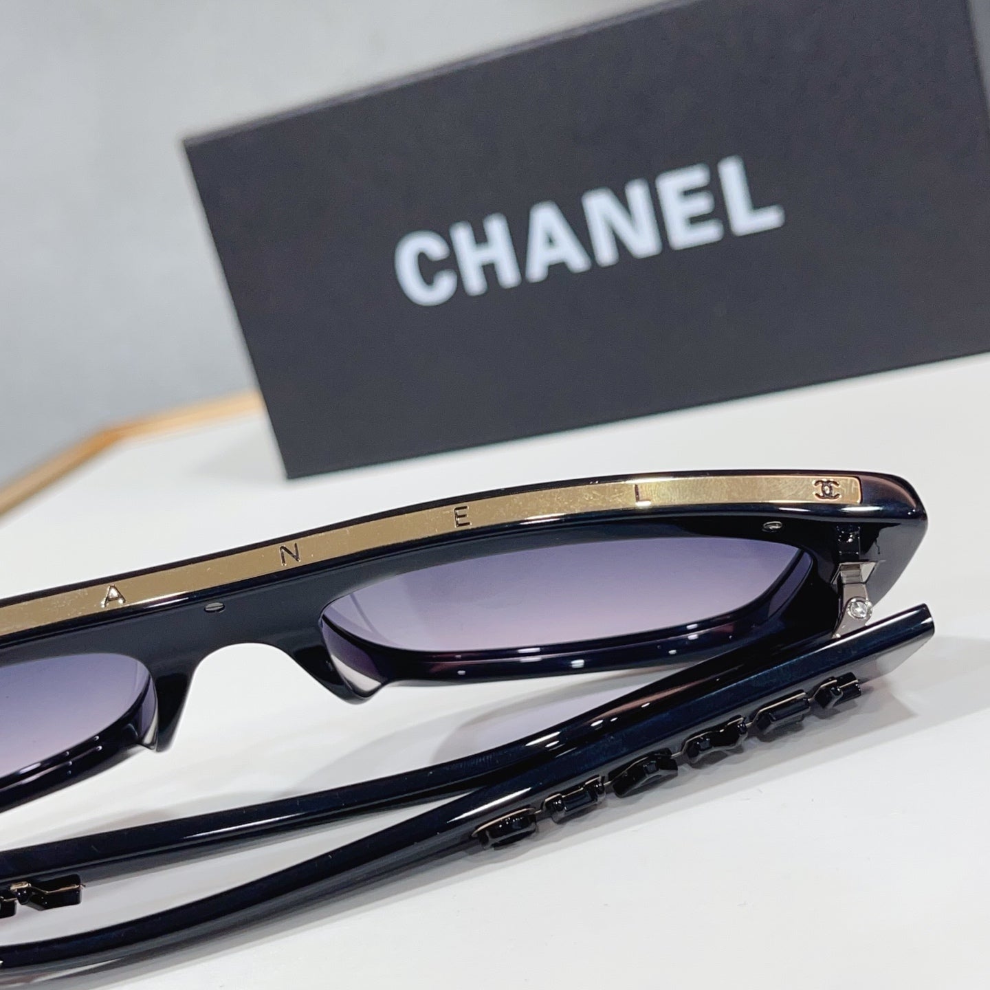 CC Sunglasses 66